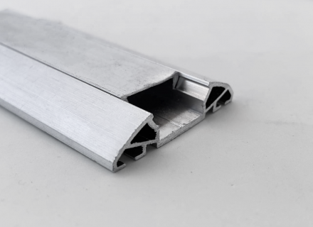Прижимная планка скрытого монтажа алюминиевая AL Imper (верхняя) 60 мм (PV.60.d)