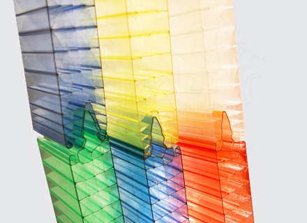 Замковая фасадная поликарбонатная панель LEXAN (Австрия) толщиной 40 мм, зеленый