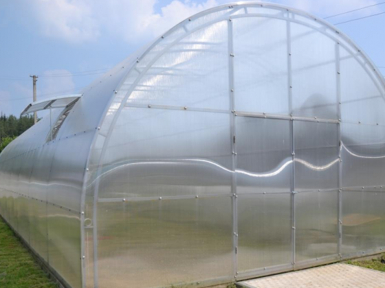 Фермерская теплица (ширина 7,5 метров) 