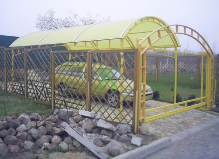 Навес над автомобилем (автонавес)