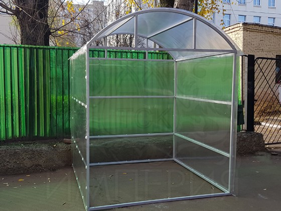 Павильон для курения (покрытие: цветной сотовый поликарбонат 6 мм)