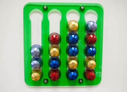 Держатель (Диспенсер) WOW COFFEE МИНИ для 20 кофейных капсул nespresso (прозрачный/цветной) на магните