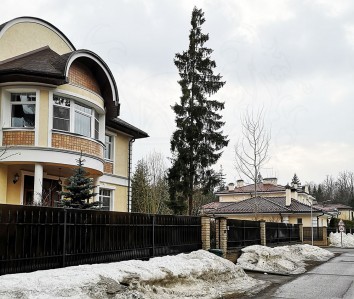 Забор в частном доме в КП "Екатерининский привал"