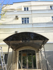 Готовые объекты - Навес над входной группой здания 